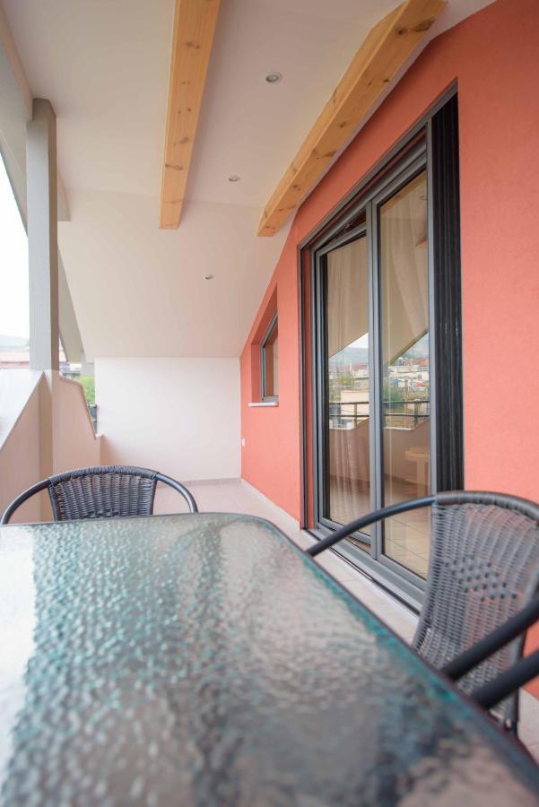 New Loft Polixeni Ioannina Exterior foto